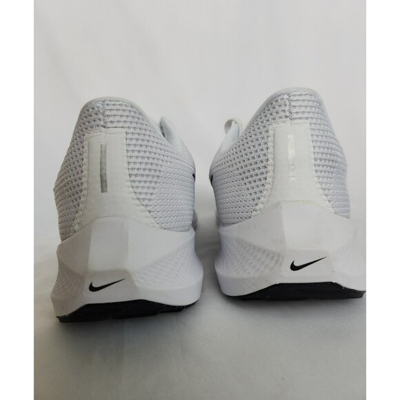 15 MEN'S NIKE AIR ZOOM PEGASUS 40 WHITE SILVER DV3853-102 RUNNING SNEAKERS - Picture 6 of 8